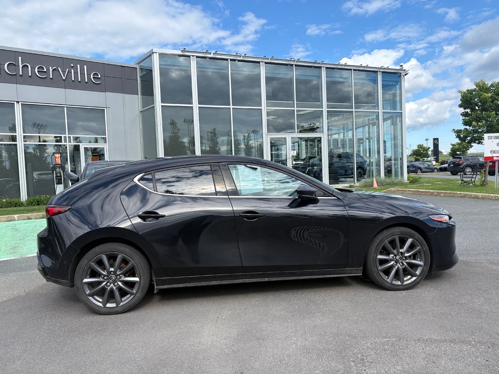 Mazda Mazda3 Sport GT PREMIUM AWD 1 PROPRIO JAMAIS ACCIDENTÉ 2021 à Boucherville, Québec - 12 - w1024h768px