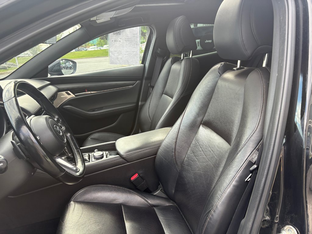 Mazda Mazda3 Sport GT PREMIUM AWD 1 PROPRIO JAMAIS ACCIDENTÉ 2021 à Boucherville, Québec - 16 - w1024h768px