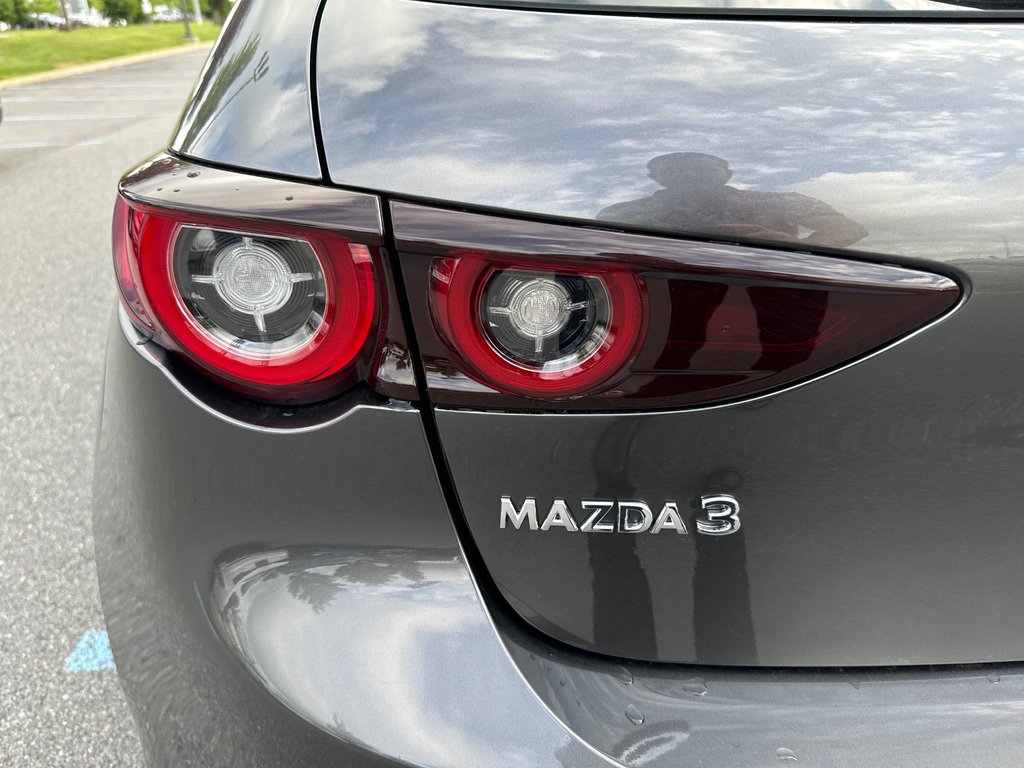 2022 Mazda Mazda3 Sport GS+GARANTIE+BAS KM in Boucherville, Quebec - 15 - w1024h768px
