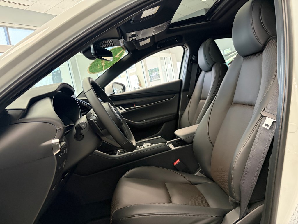2025 Mazda Mazda3 Sport GT AWD in Boucherville, Quebec - 15 - w1024h768px