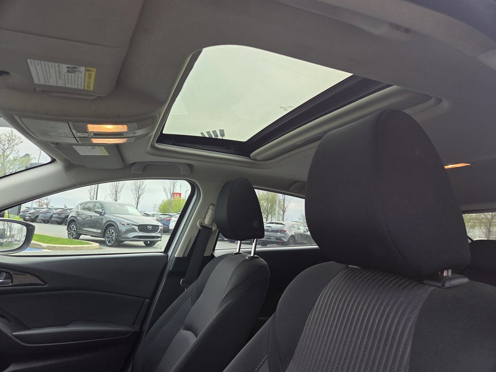 Mazda Mazda3 GS AUTO, BANCS CHAUFFANTS 2015 à Boucherville, Québec - 12 - w1024h768px
