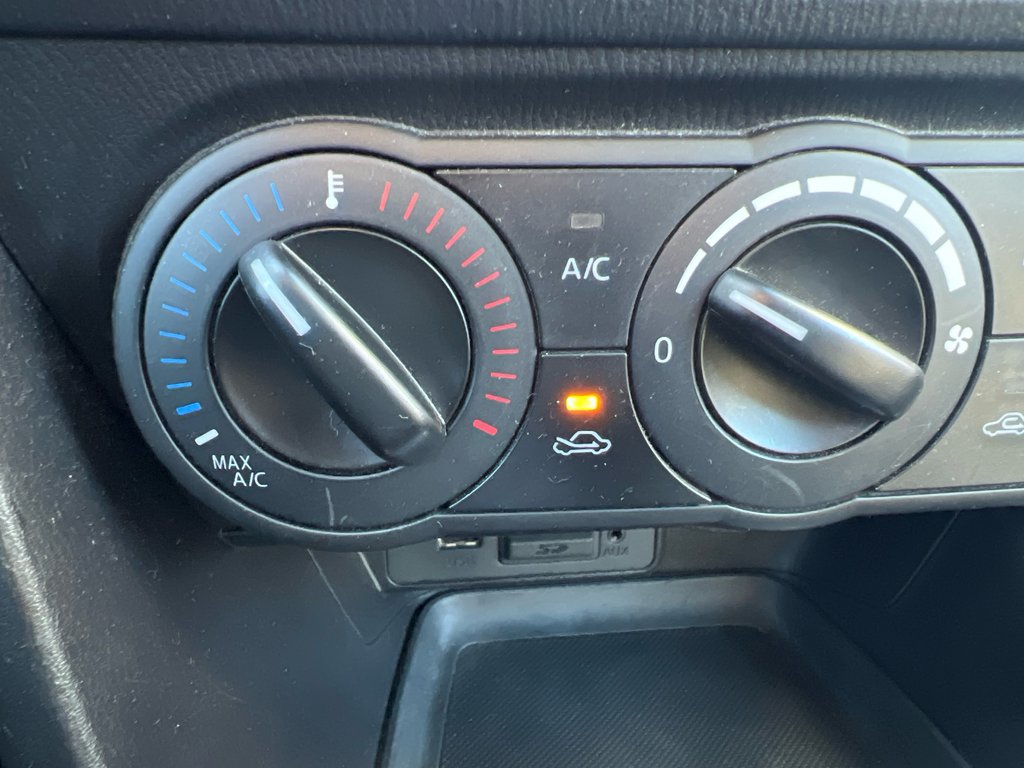 2018 Mazda Mazda3 GX , AIR CLIMATISÉ in Boucherville, Quebec - 14 - w1024h768px