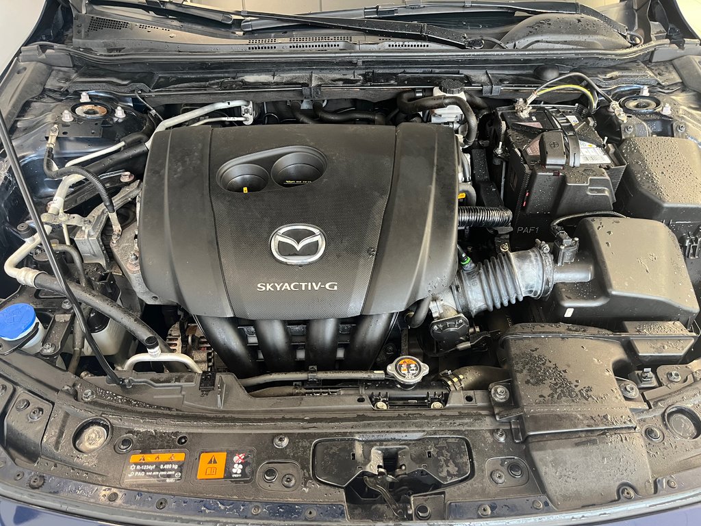 2021 Mazda Mazda3 GT in Boucherville, Quebec - 7 - w1024h768px