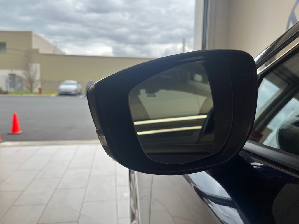 2021 Mazda Mazda3 GT in Boucherville, Quebec - 6 - w1024h768px