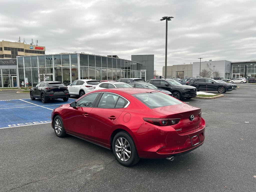 Mazda Mazda3 GX, AUT, AIR TRÈS BAS KM, GARANTIE COMPLÈTE 2022 à Boucherville, Québec - 16 - w1024h768px