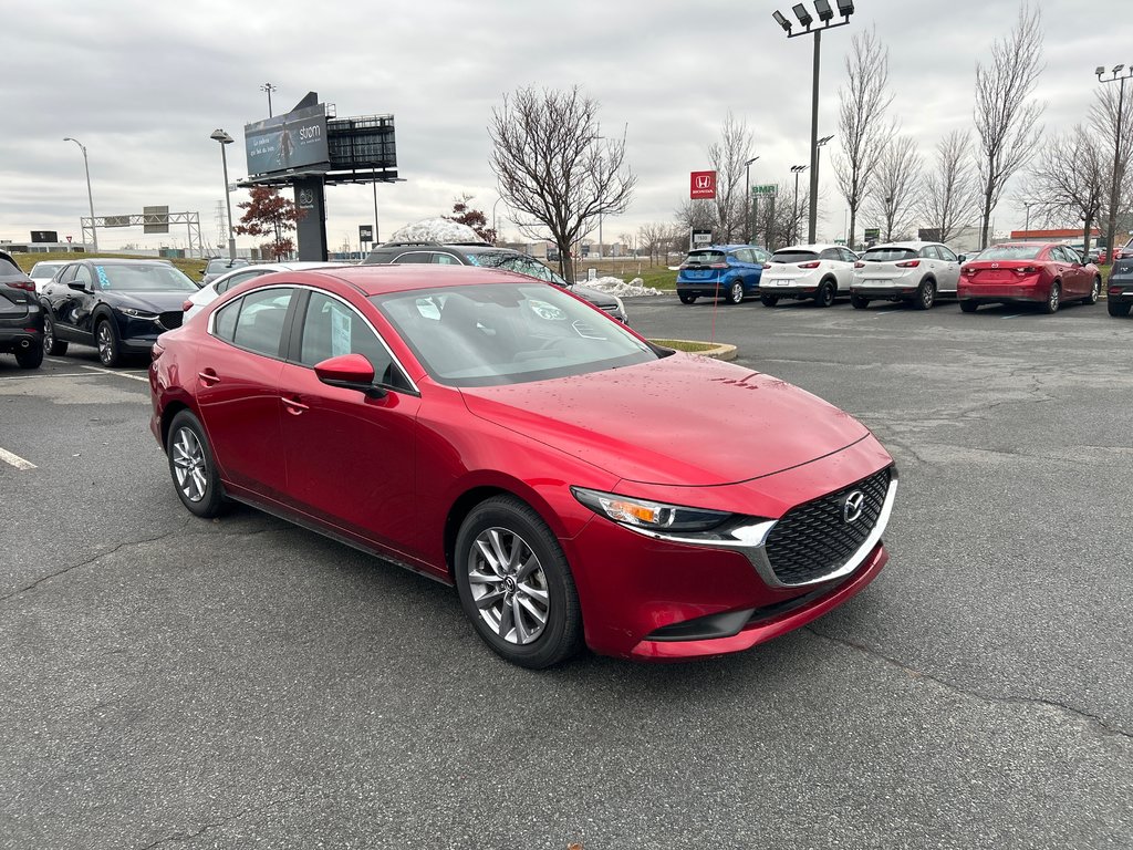 Mazda Mazda3 GX, AUT, AIR TRÈS BAS KM, GARANTIE COMPLÈTE 2022 à Boucherville, Québec - 13 - w1024h768px