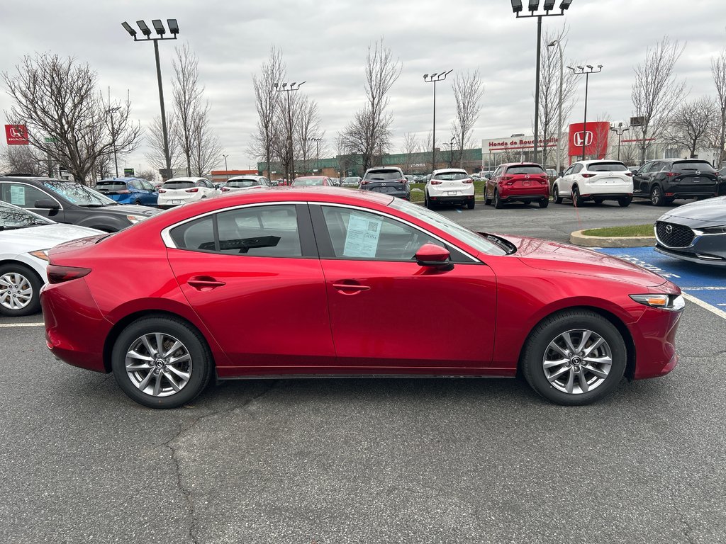 Mazda Mazda3 GX, AUT, AIR TRÈS BAS KM, GARANTIE COMPLÈTE 2022 à Boucherville, Québec - 14 - w1024h768px