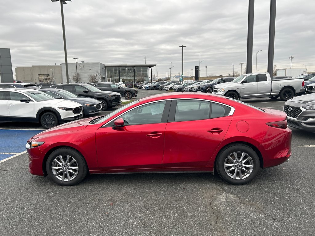 Mazda Mazda3 GX, AUT, AIR TRÈS BAS KM, GARANTIE COMPLÈTE 2022 à Boucherville, Québec - 15 - w1024h768px