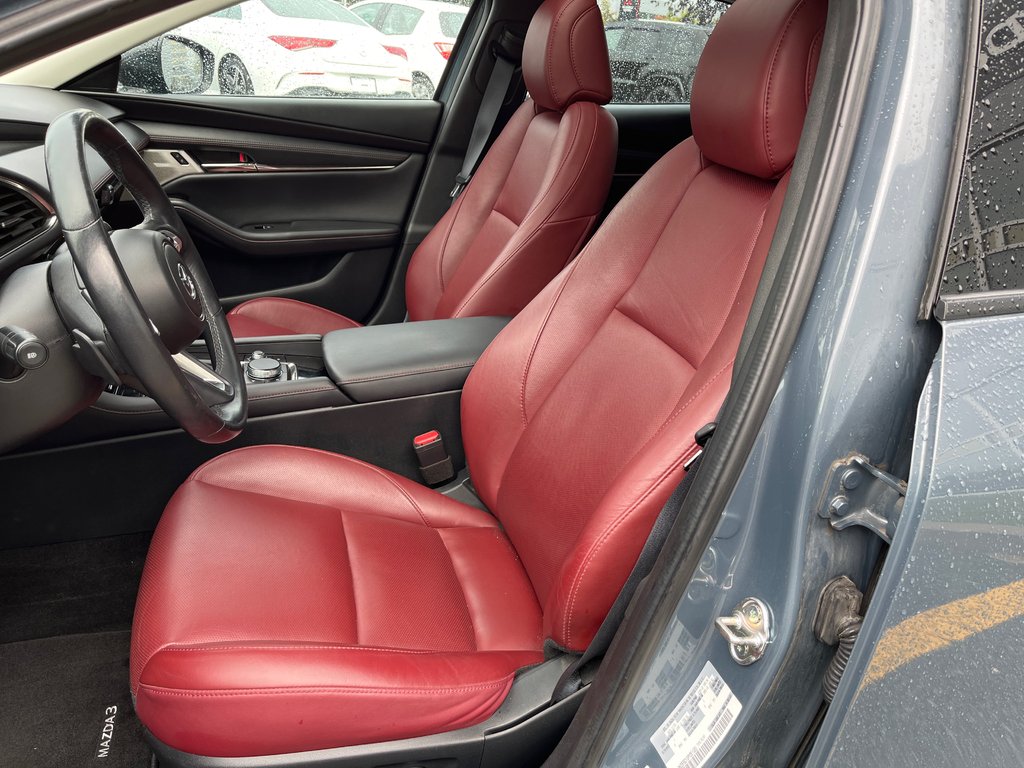 Mazda Mazda3 GT AWD TURBO  CUIR TOIT NAV 2023 à Boucherville, Québec - 7 - w1024h768px