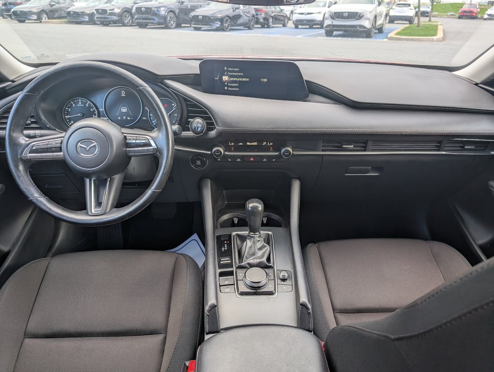 2023 Mazda Mazda3 GS GARANTIE CAMÉRA DE RECUL BLUETOOTH 1PROPIO in Boucherville, Quebec - 11 - w1024h768px