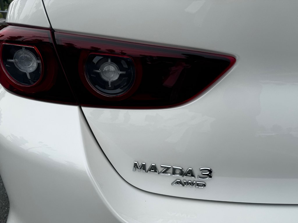 2024 Mazda Mazda3 GT w/Turbo+GARANTIE+BOSE in Boucherville, Quebec - 14 - w1024h768px