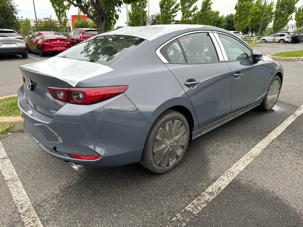 2024 Mazda Mazda3 GT Turbo in Boucherville, Quebec - 4 - w1024h768px