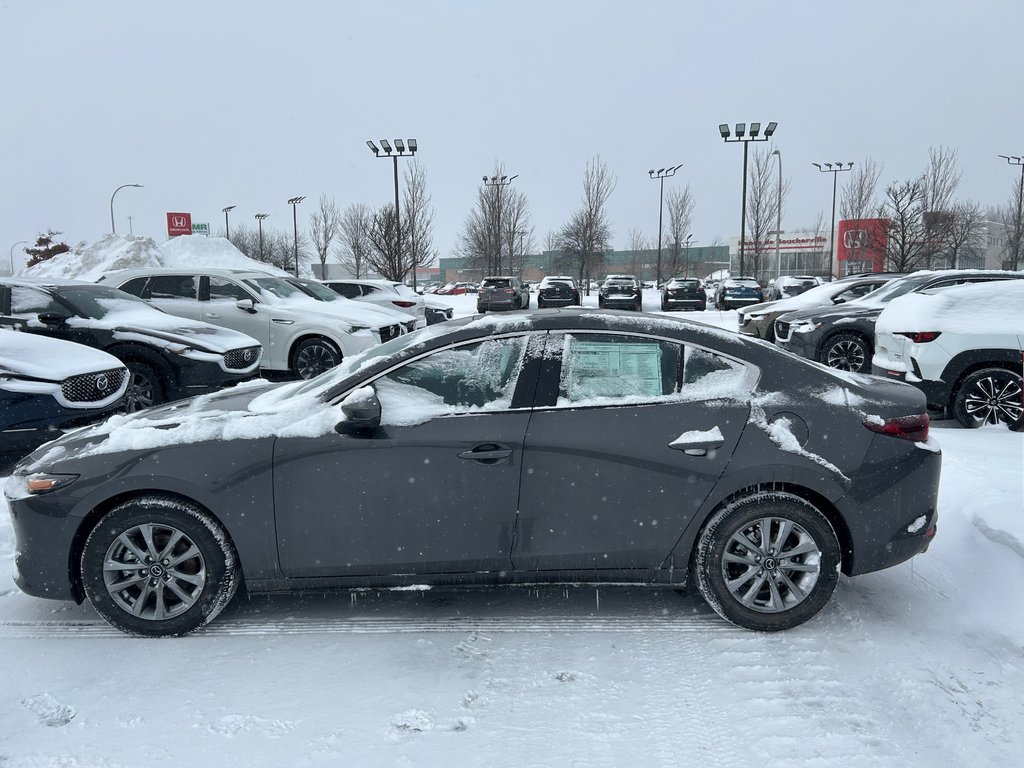 Mazda Mazda3 GS 2025 à Boucherville, Québec - 2 - w1024h768px