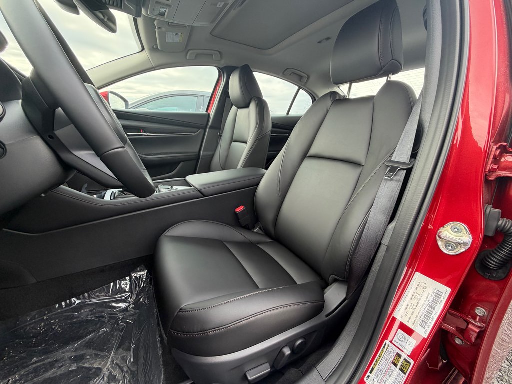 2025 Mazda Mazda3 GS in Boucherville, Quebec - 3 - w1024h768px