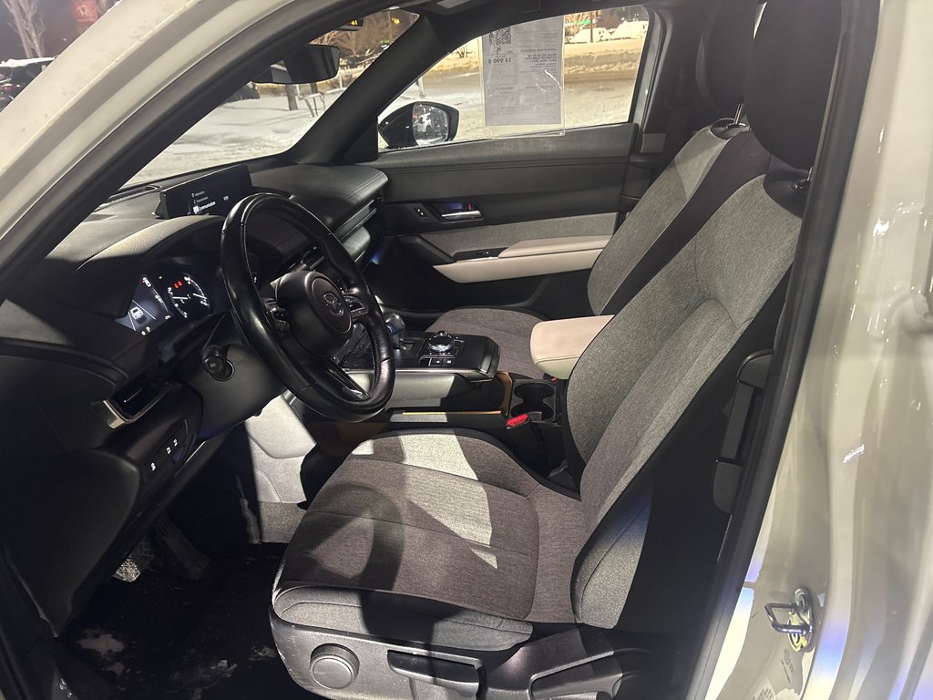2022 Mazda MX-30 EV GS GARANTIE COMPLÈTE AOUT 2026 in Boucherville, Quebec - 12 - w1024h768px