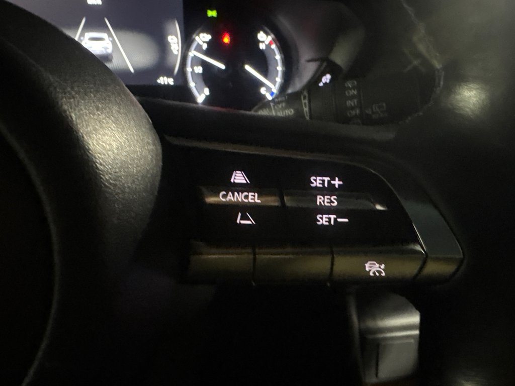 2022 Mazda MX-30 EV GS GARANTIE COMPLÈTE AOUT 2026 in Boucherville, Quebec - 17 - w1024h768px