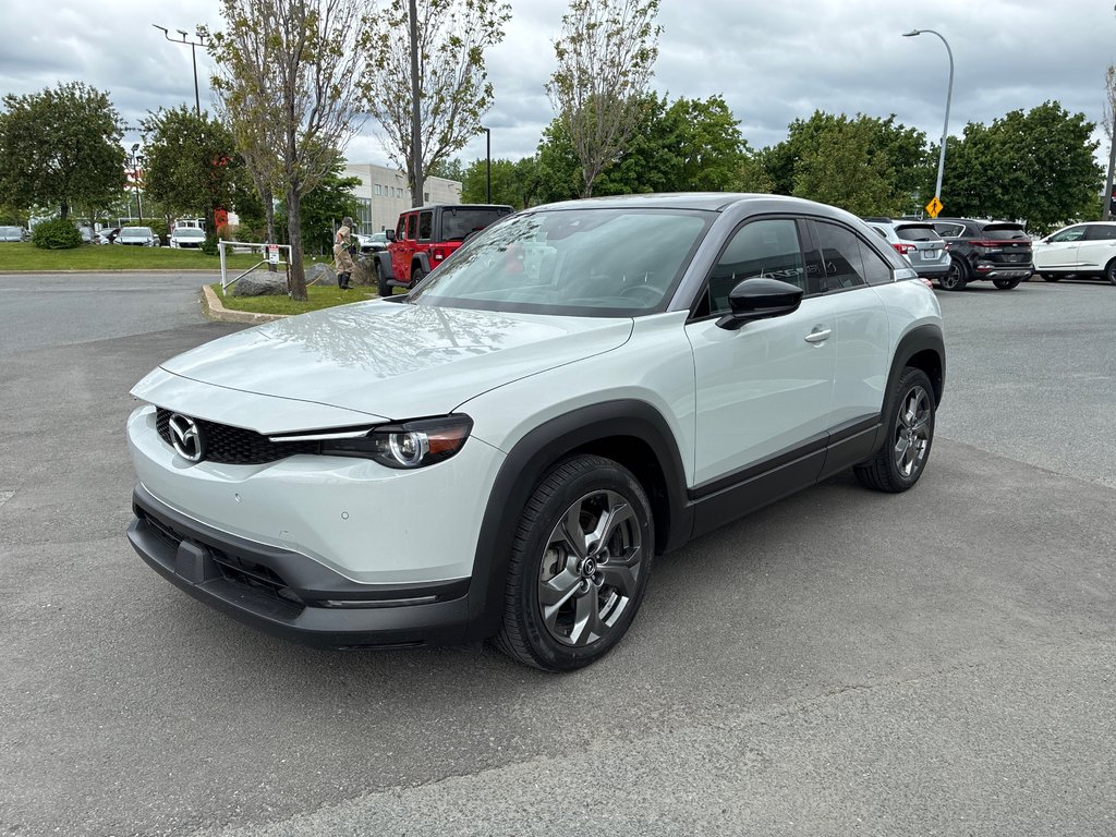 2022 Mazda MX-30 EV GT, BAS KM, GARANTIE 8 PNEUS INCLUS in Boucherville, Quebec - 7 - w1024h768px