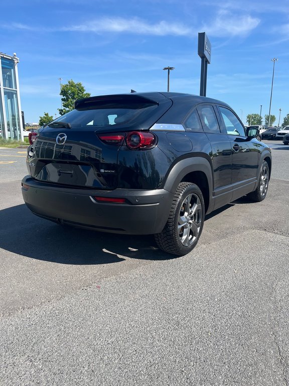 2022 Mazda MX-30 EV GT, BAS KM, GARANTIE, 100% ÉLECTRIQUE in Boucherville, Quebec - 11 - w1024h768px