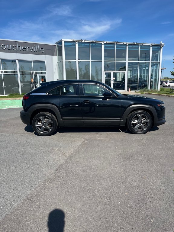 2022 Mazda MX-30 EV GT, BAS KM, GARANTIE, 100% ÉLECTRIQUE in Boucherville, Quebec - 12 - w1024h768px