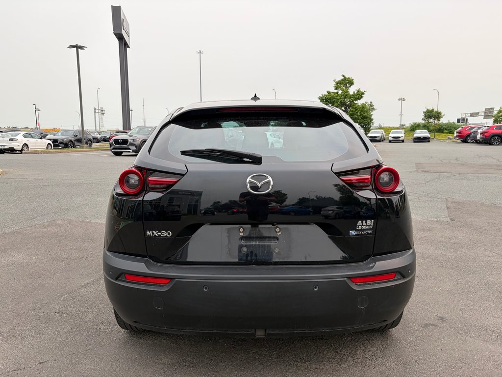 2022 Mazda MX-30 EV GT JAMAIS ACCIDENTÉ BOSE TOIT in Boucherville, Quebec - 11 - w1024h768px