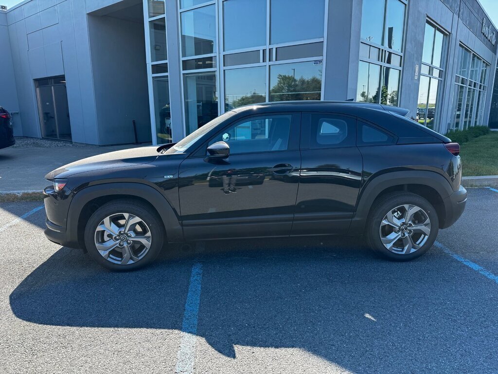 2024 Mazda MX-30 GS+GARANTIE+ÉLECTRIQUE+RABAIS GOUV INCLUS in Boucherville, Quebec - 3 - w1024h768px