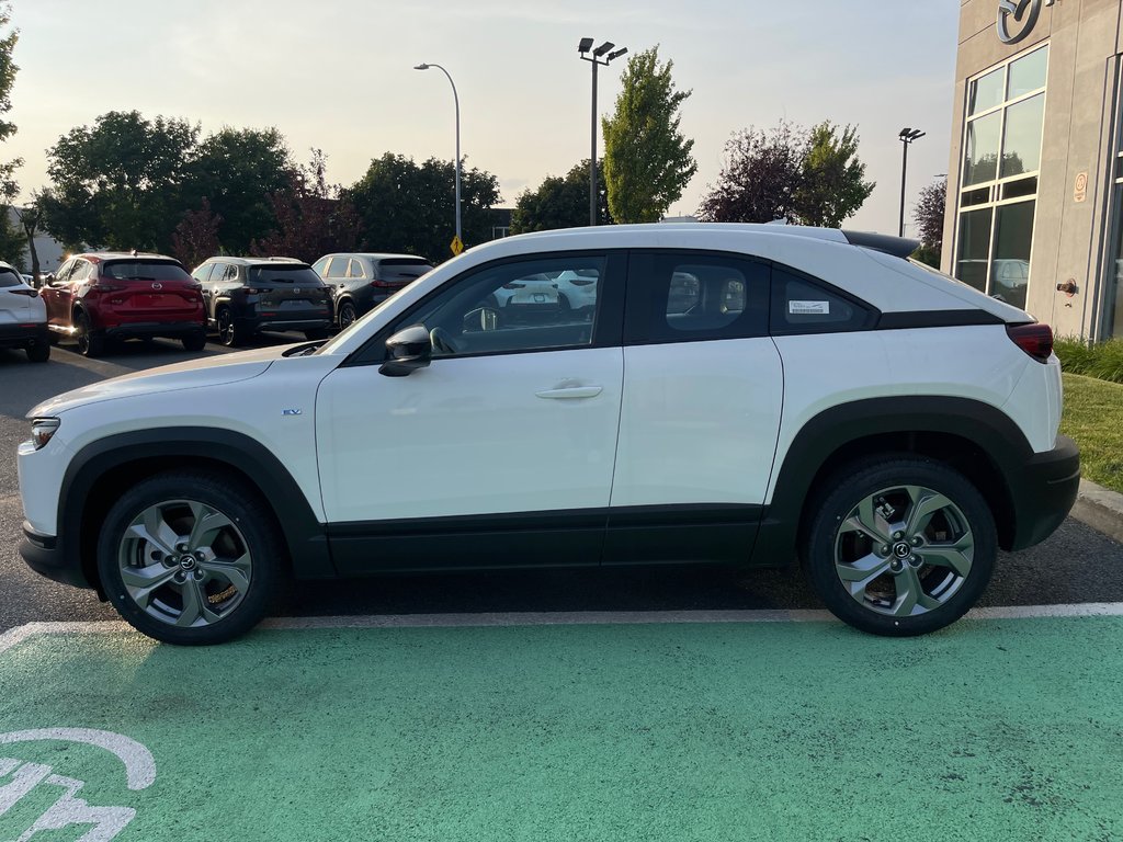 2024 Mazda MX-30 GS in Boucherville, Quebec - 7 - w1024h768px