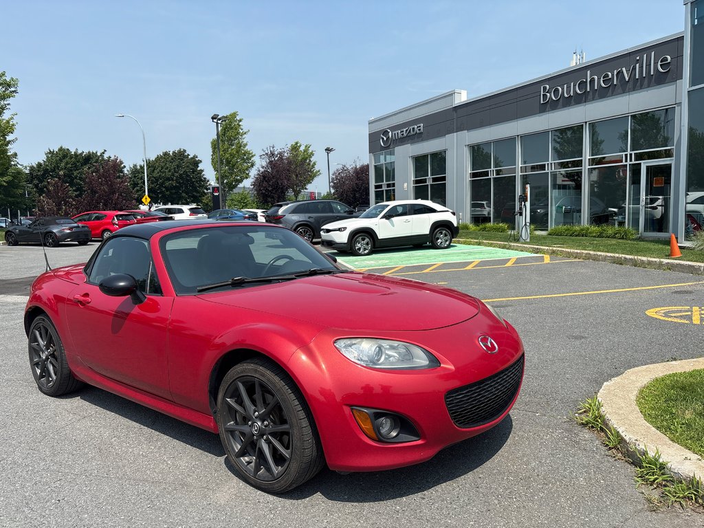 Mazda MX-5 Miata Special Edition,manuelle,toit dur 2012 à Boucherville, Québec - 2 - w1024h768px