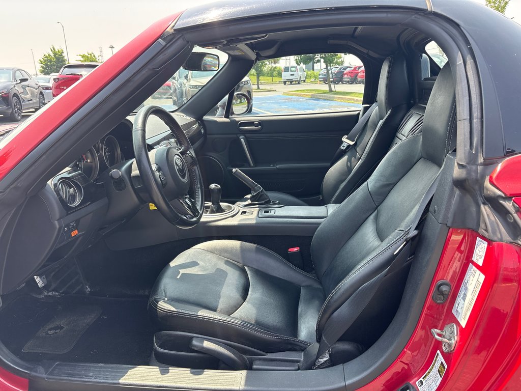 Mazda MX-5 Miata Special Edition,manuelle,toit dur 2012 à Boucherville, Québec - 7 - w1024h768px
