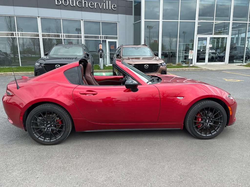 2017 Mazda MX-5 RF RF GT GROUPE GRAND SPORT in Boucherville, Quebec - 14 - w1024h768px