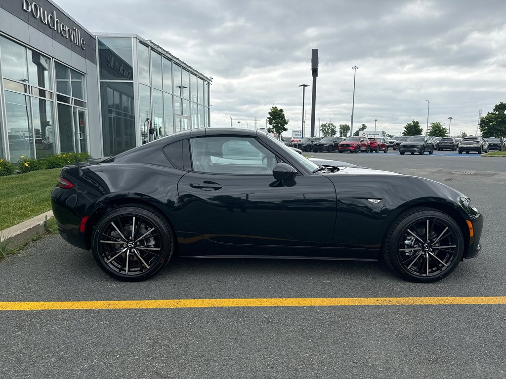 2024 Mazda MX-5 RF GT in Boucherville, Quebec - 4 - w1024h768px