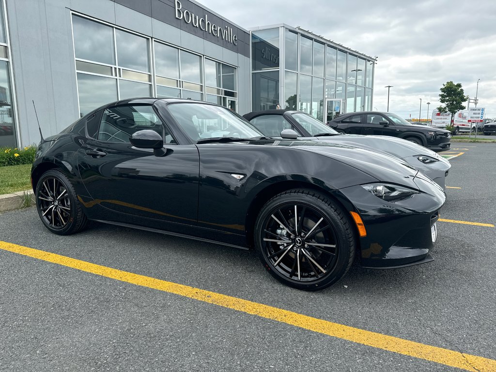 2024 Mazda MX-5 RF GT in Boucherville, Quebec - 2 - w1024h768px