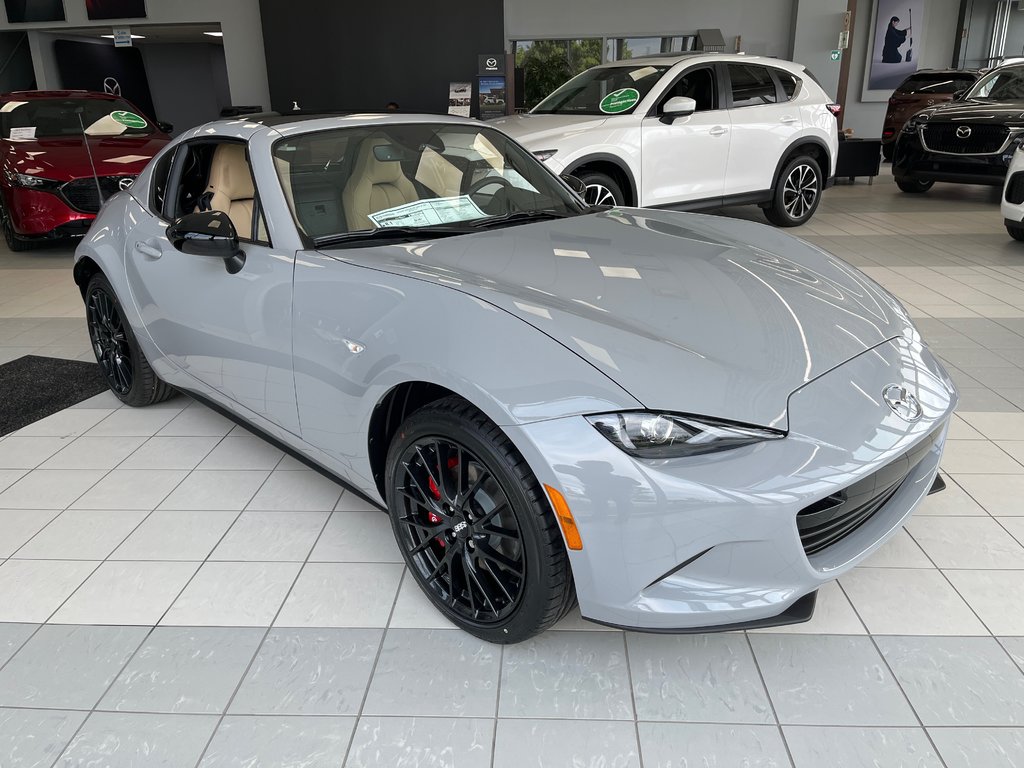 Mazda MX-5 RF GT 2025 à Boucherville, Québec - 3 - w1024h768px