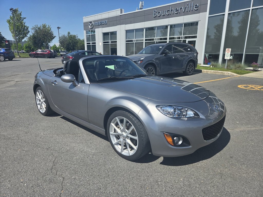 Mazda MX-5 GT AUTO, BAS KM, TOIT RIGIDE 2010 à Boucherville, Québec - 1 - w1024h768px