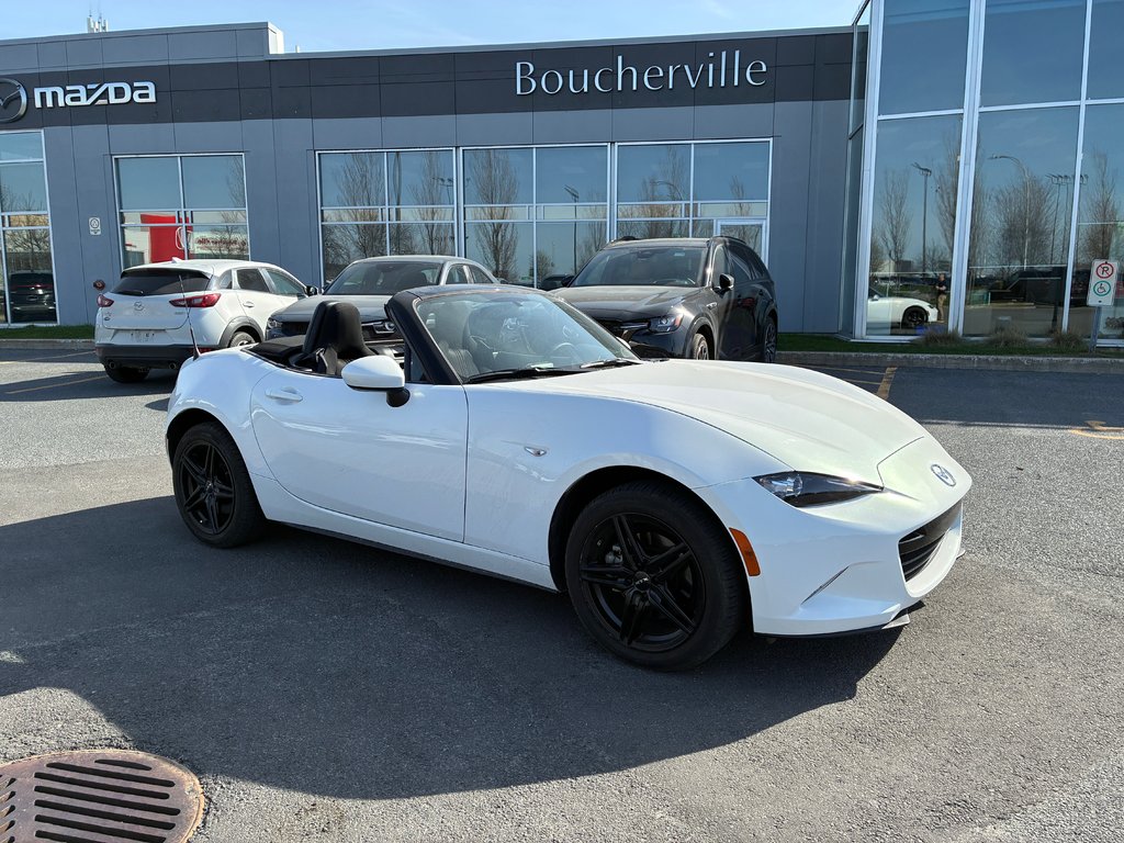Mazda MX-5 GX, AUT, 37800KM ! 2016 à Boucherville, Québec - 1 - w1024h768px