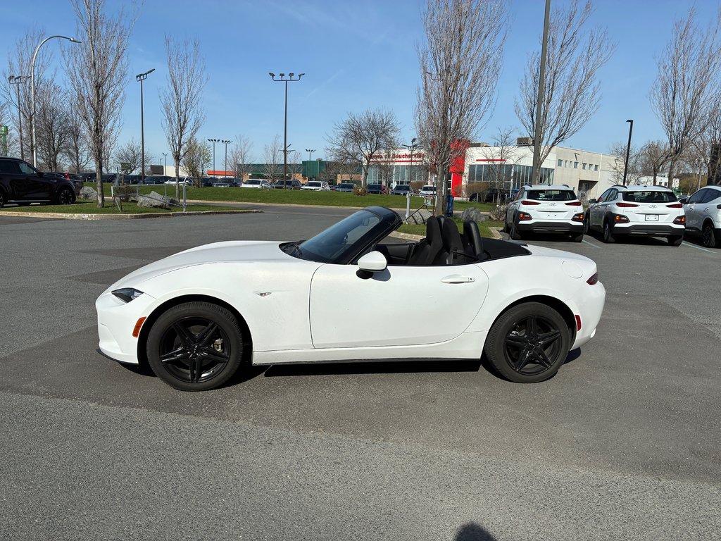 Mazda MX-5 GX, AUT, 37800KM ! 2016 à Boucherville, Québec - 2 - w1024h768px
