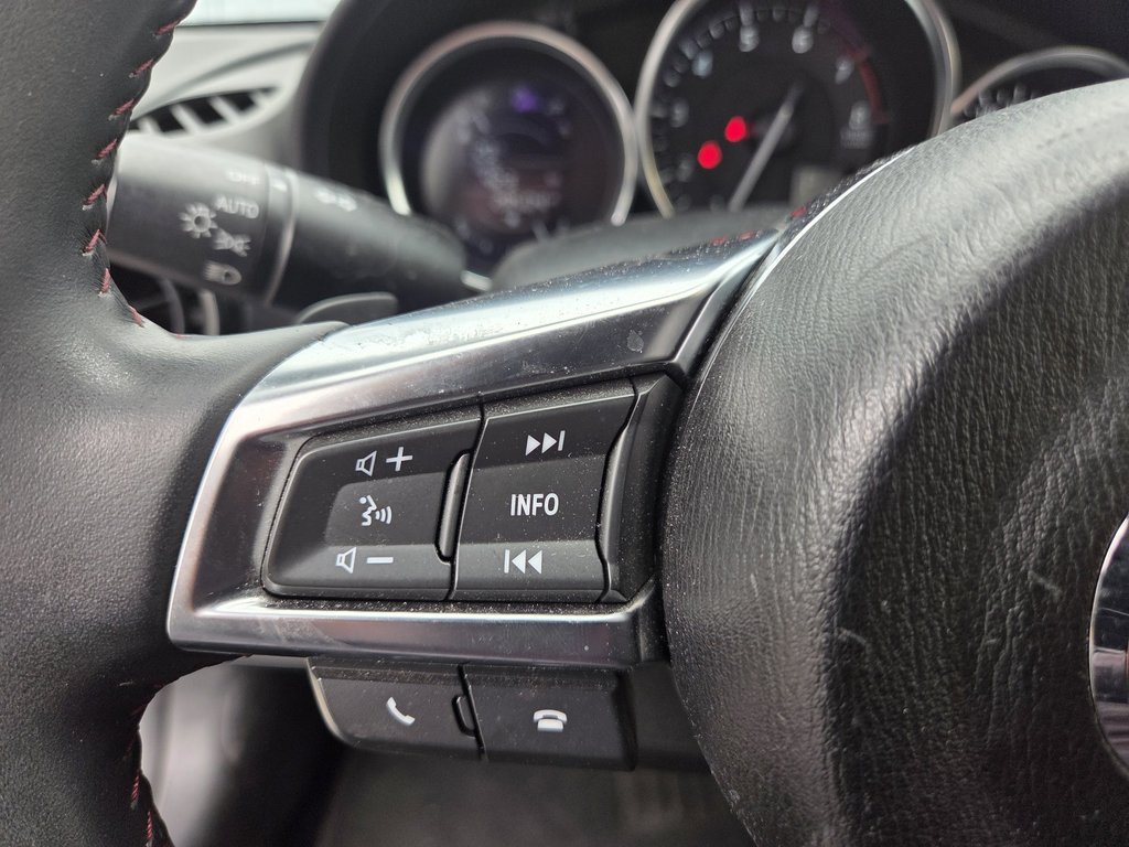 Mazda MX-5 GS, AUT, TRÈS BAS KM 2017 à Boucherville, Québec - 18 - w1024h768px