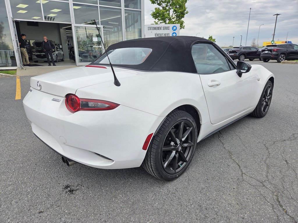 Mazda MX-5 GS, AUT, TRÈS BAS KM 2017 à Boucherville, Québec - 11 - w1024h768px