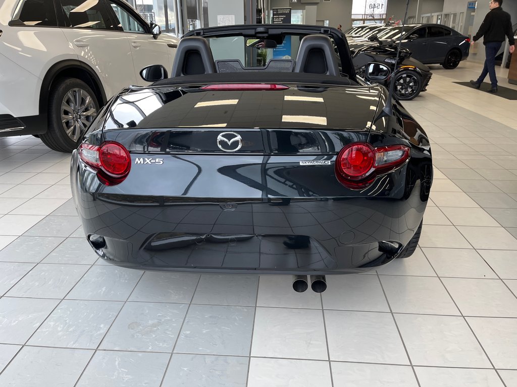 2022 Mazda MX-5 GS,BAS KM, AUBAINE in Boucherville, Quebec - 15 - w1024h768px