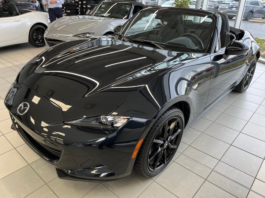 2022 Mazda MX-5 GS,BAS KM, AUBAINE in Boucherville, Quebec - 1 - w1024h768px