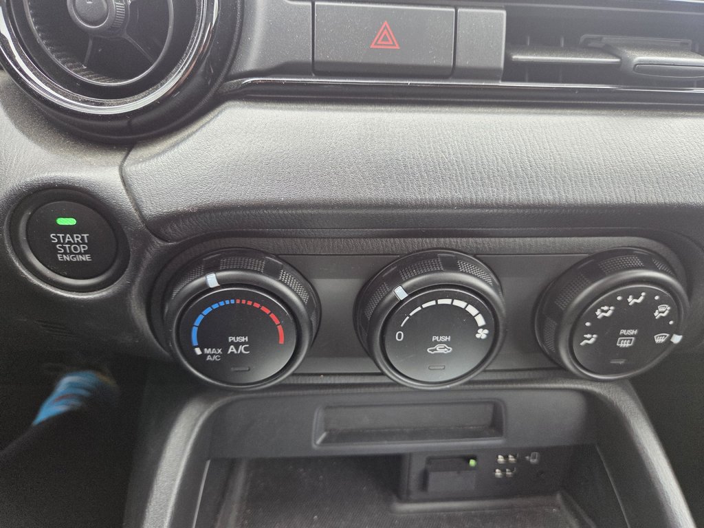 Mazda MX-5 GS, A/C, CAMERA, BAS KM ! 2022 à Boucherville, Québec - 14 - w1024h768px