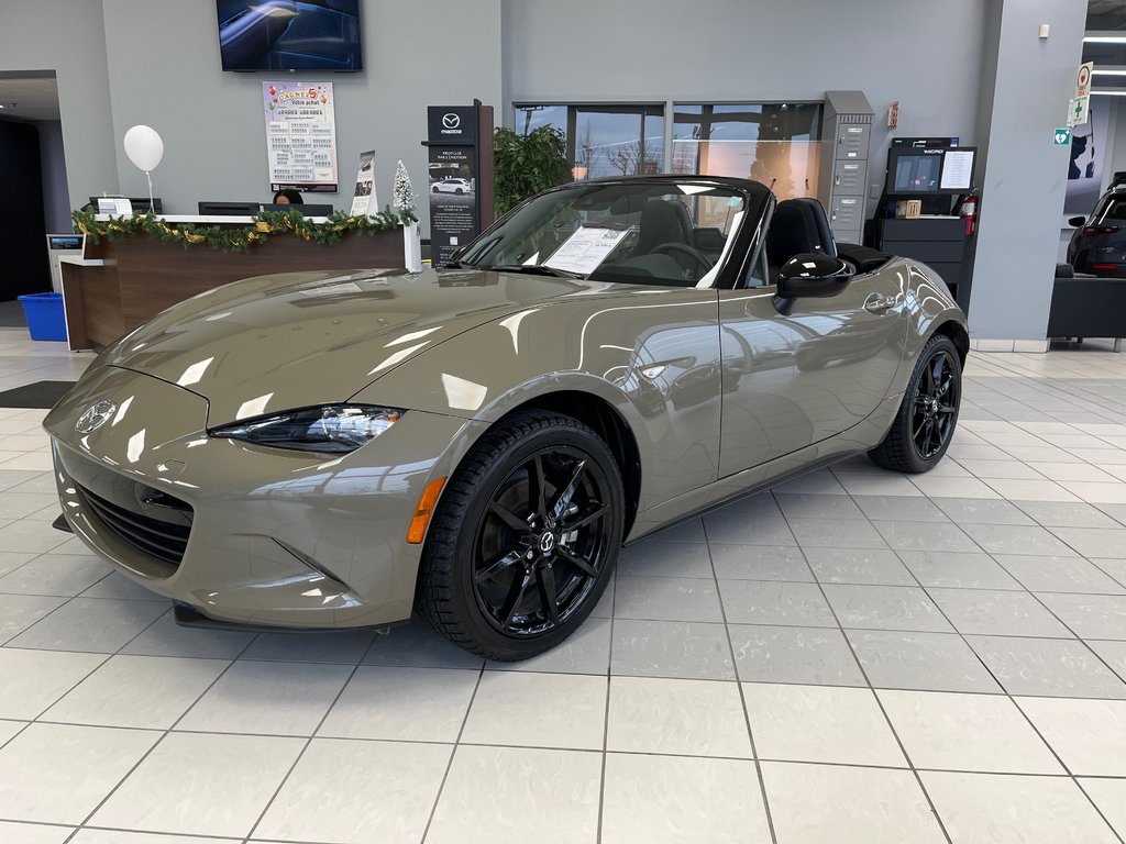 Mazda MX-5 GS-P, AUT, BAS KM, AUBAINE 2023 à Boucherville, Québec - 1 - w1024h768px