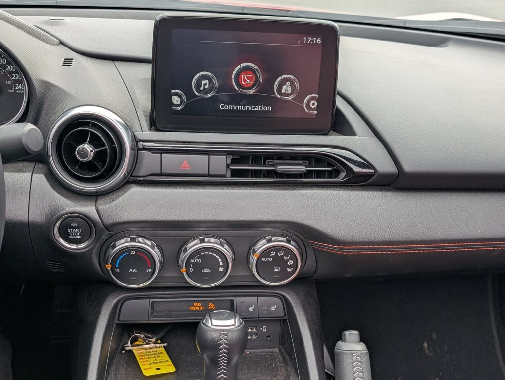 2023 Mazda MX-5 GT AUTO JAMAIS ACCIDENTÉ 1 PROPRIO IMPECCABLE in Boucherville, Quebec - 12 - w1024h768px