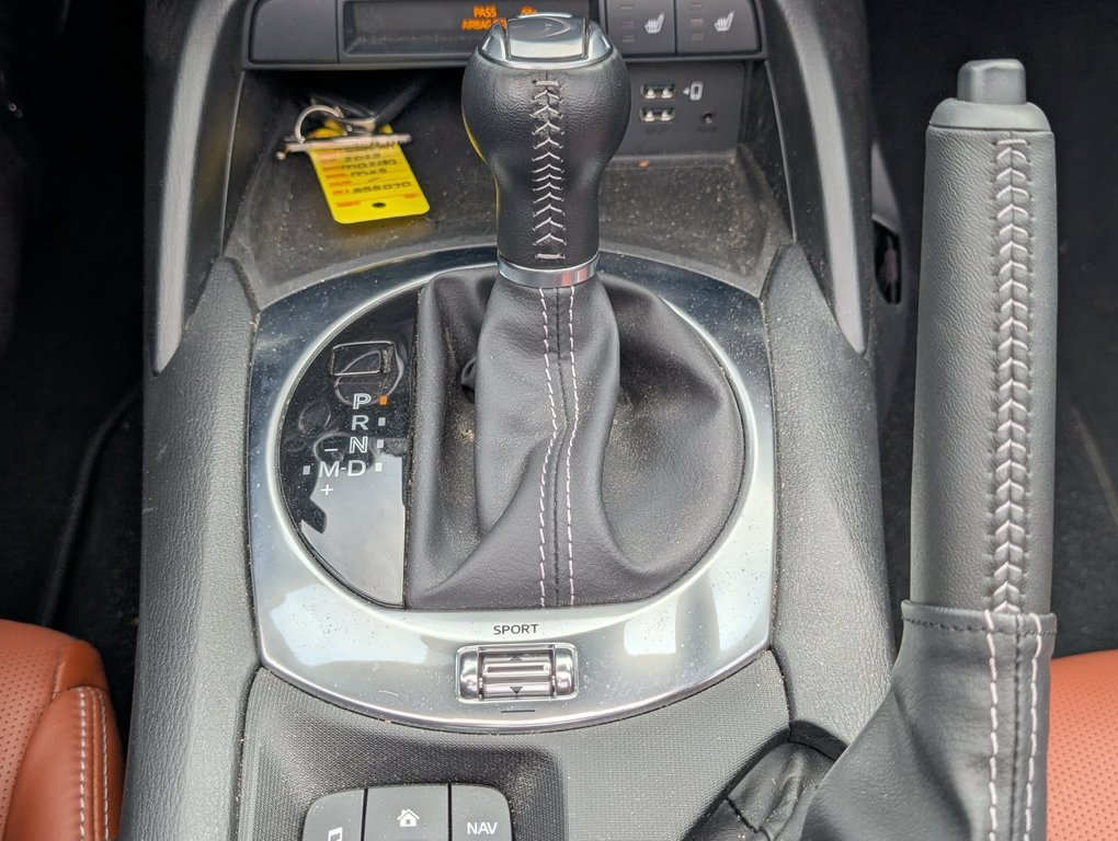 2023 Mazda MX-5 GT AUTO JAMAIS ACCIDENTÉ 1 PROPRIO IMPECCABLE in Boucherville, Quebec - 17 - w1024h768px