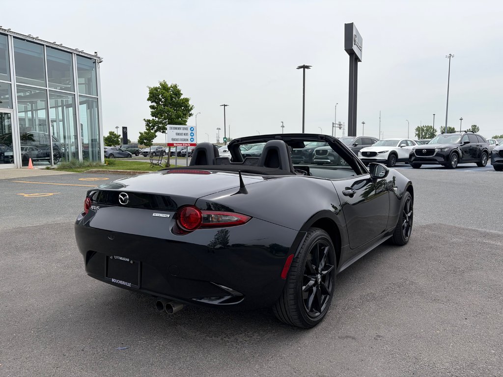 2023 Mazda MX-5 GS, BAS KM, GARANTIE COMPLÈTE MAI 2027 in Boucherville, Quebec - 21 - w1024h768px