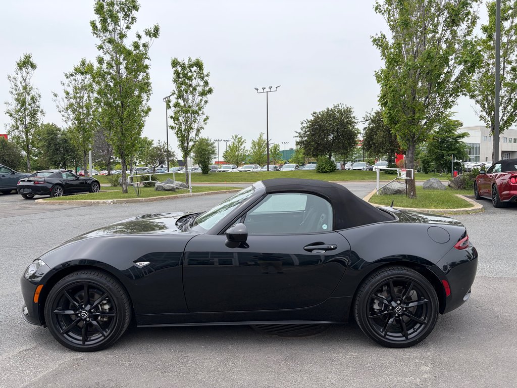2023 Mazda MX-5 GS, BAS KM, GARANTIE COMPLÈTE MAI 2027 in Boucherville, Quebec - 7 - w1024h768px