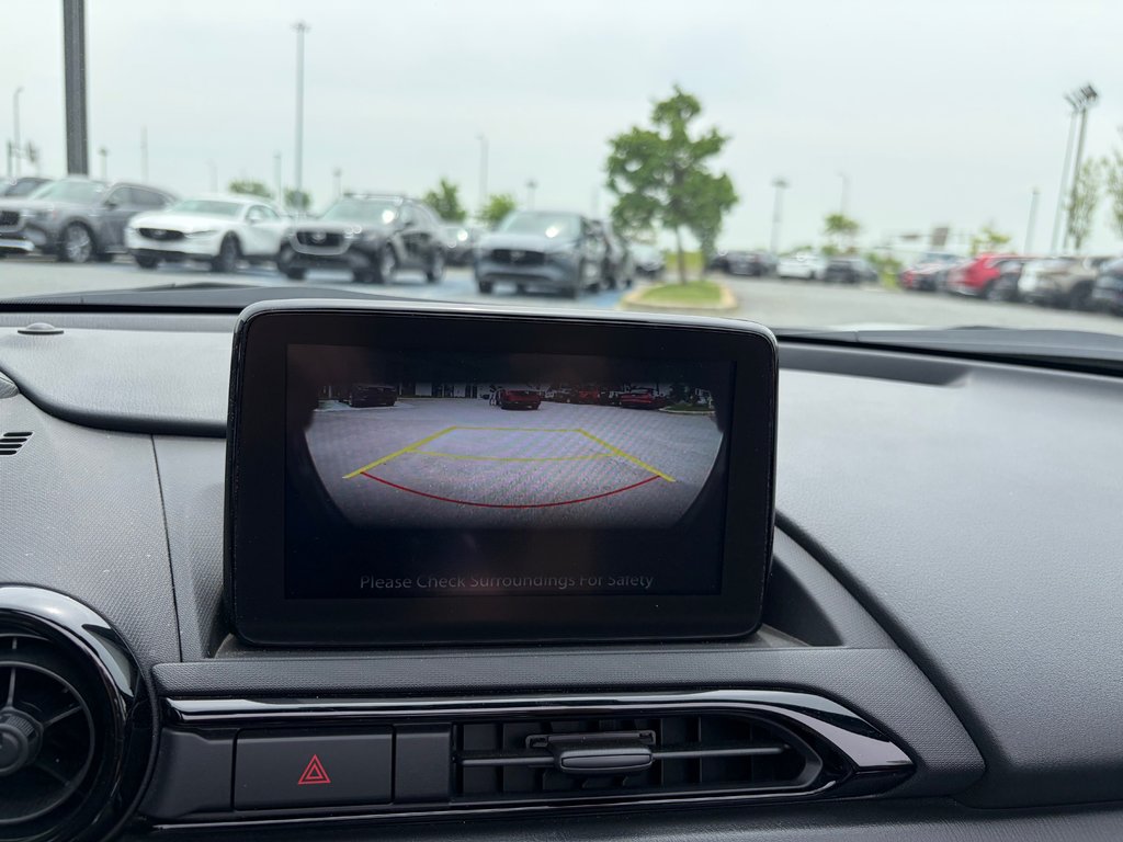 2023 Mazda MX-5 GS, BAS KM, GARANTIE COMPLÈTE MAI 2027 in Boucherville, Quebec - 28 - w1024h768px