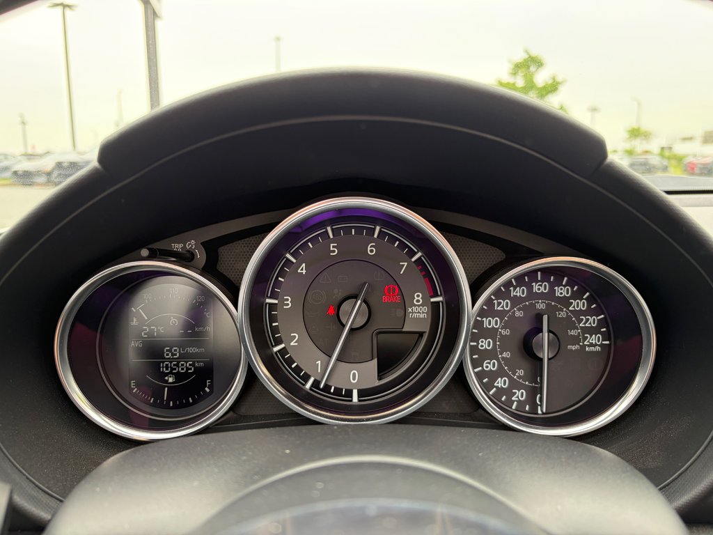 2023 Mazda MX-5 GS, BAS KM, GARANTIE COMPLÈTE MAI 2027 in Boucherville, Quebec - 24 - w1024h768px