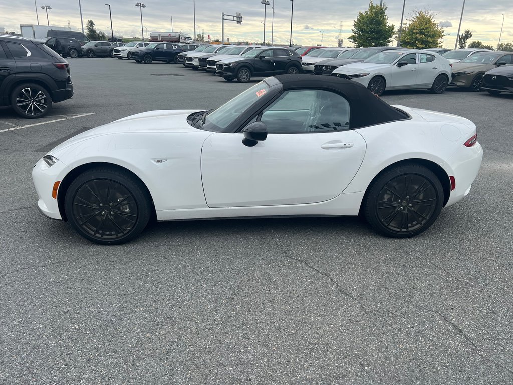 2024 Mazda MX-5 GS-P in Boucherville, Quebec - 2 - w1024h768px