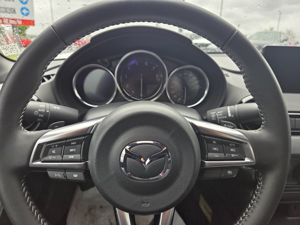 Mazda MX-5 GS-P AUT, BAS KM 2024 à Boucherville, Québec - 13 - w1024h768px