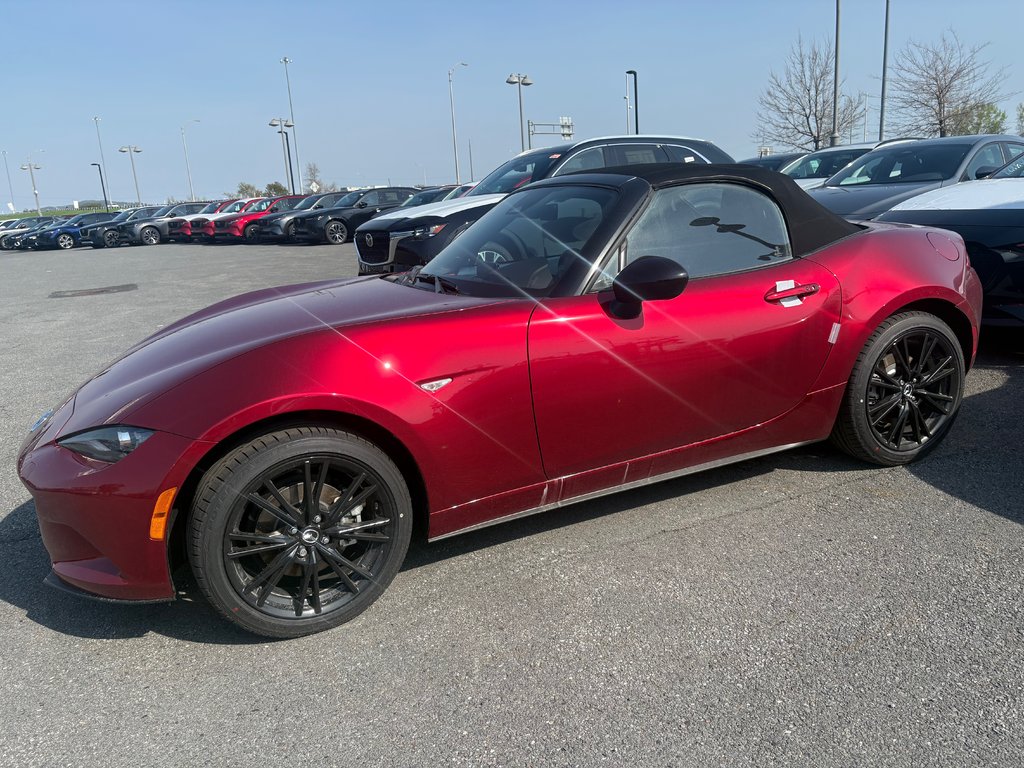 2026 Mazda MX-5 GS-P in Boucherville, Quebec - 1 - w1024h768px